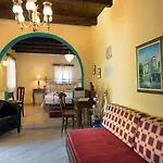 De Loulia Hotel 4*