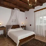 Hotel De Loulia 4*