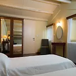 De Loulia Hotel 4*