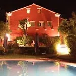 De Loulia