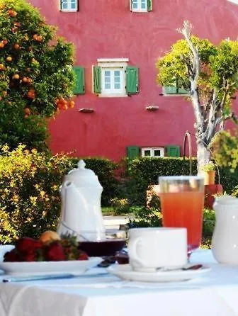 Otel De Loulia Peroulades (Corfu)