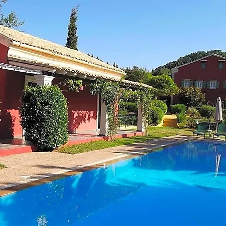 De Loulia Hotel 4*