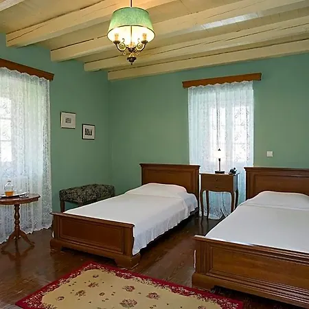 De Loulia 4*