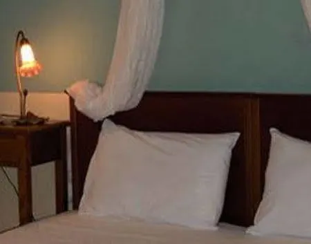 Otel De Loulia
