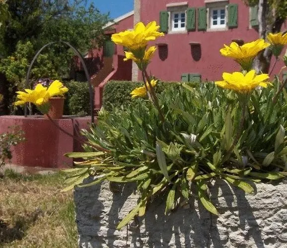 De Loulia