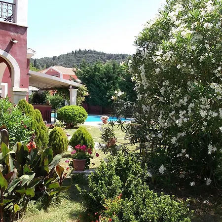 De Loulia 4*