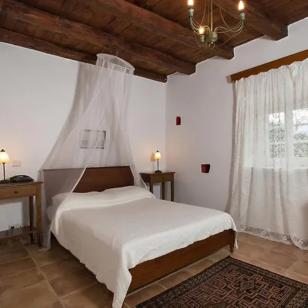 Ξενοδοχείο De Loulia 4*