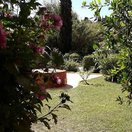 Ξενοδοχείο De Loulia 4*
